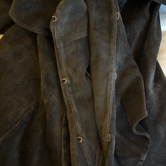 Vintage Margaret Godfrey Black Suede Ruffle Front Coat 6 - Picture 8 of 11